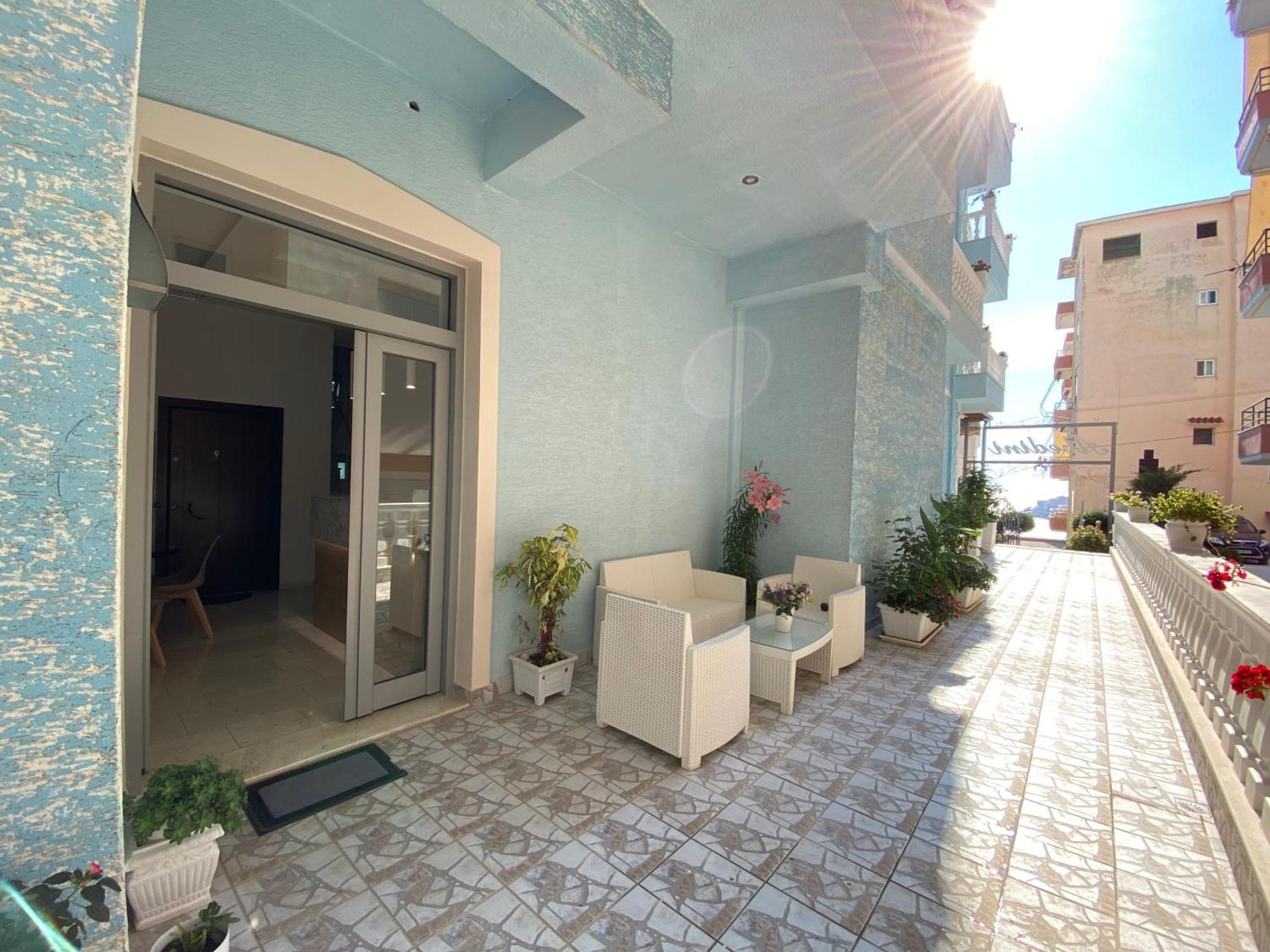 Hotel Abedini Sarandë Buitenkant foto