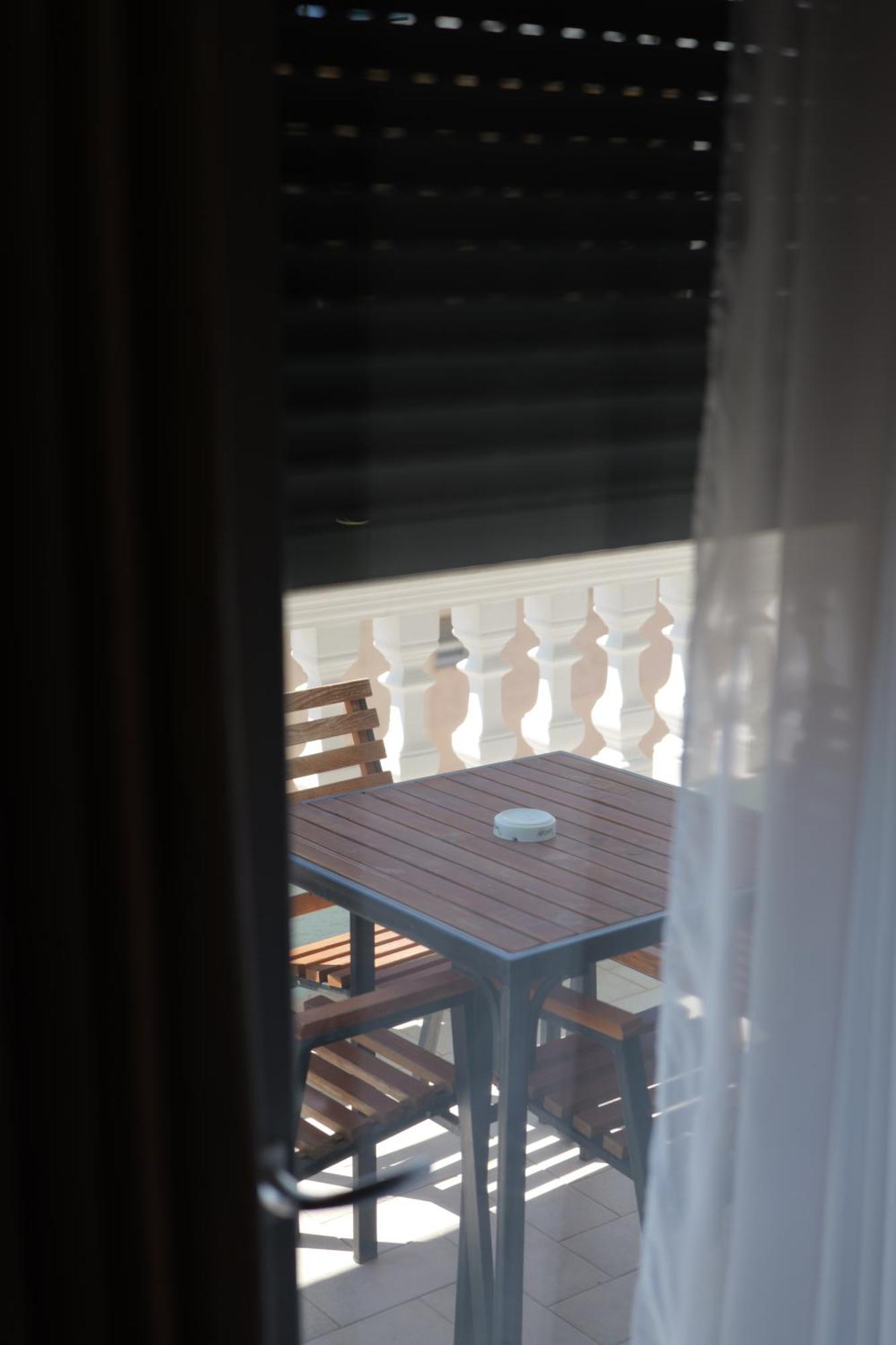 Hotel Abedini Sarandë Buitenkant foto