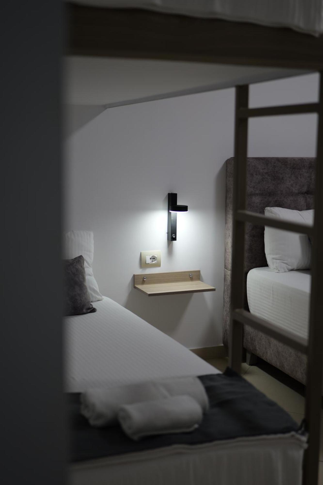 Hotel Abedini Sarandë Buitenkant foto